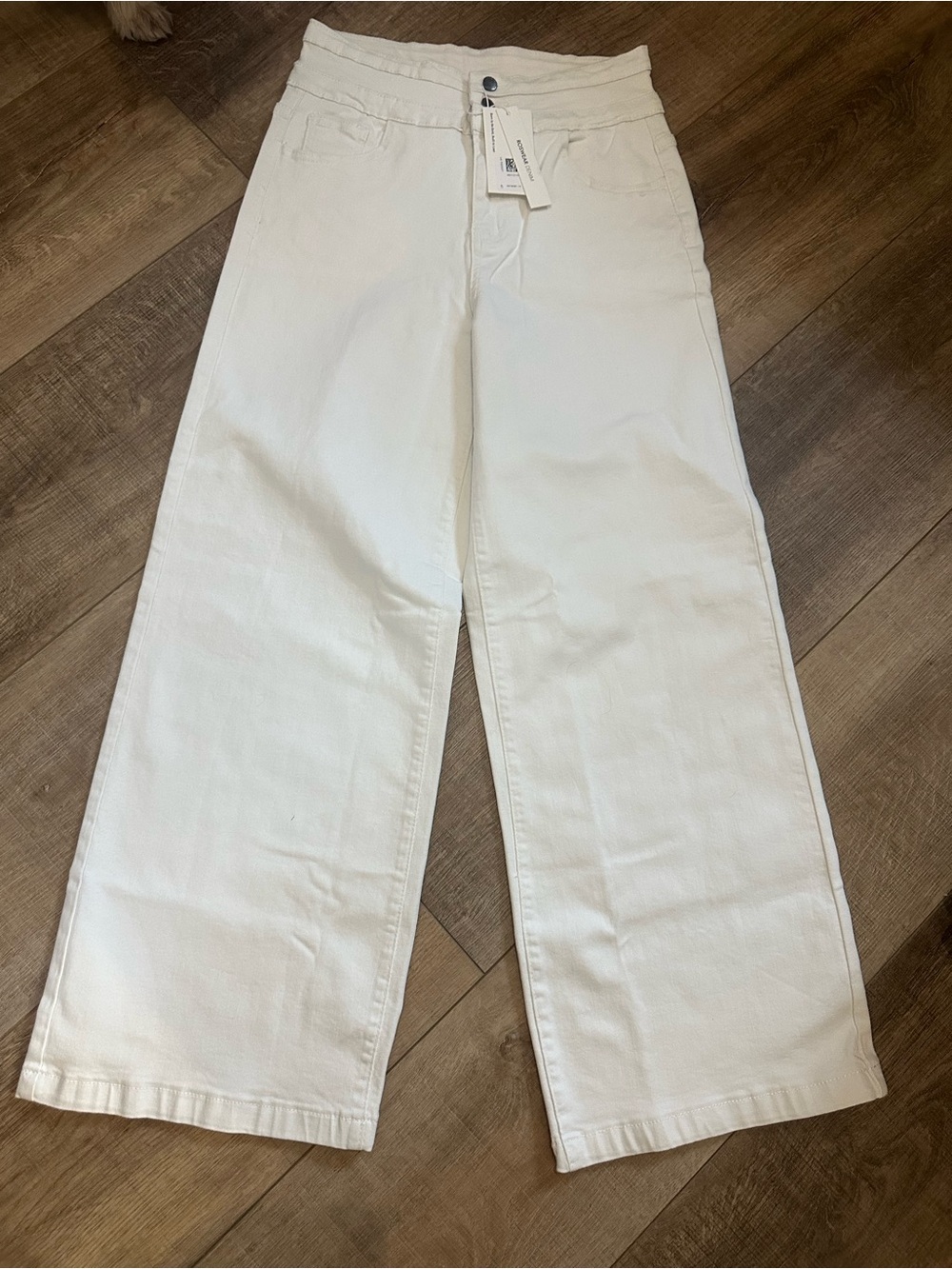 Women's Roswear medium Wide-Leg White Pants